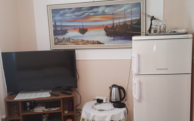 Room Makaj - 80 m from the beach : R1 Cove Basina (Jelsa), Island Hvar