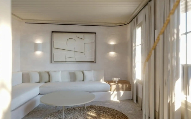 GrandeMar Suites