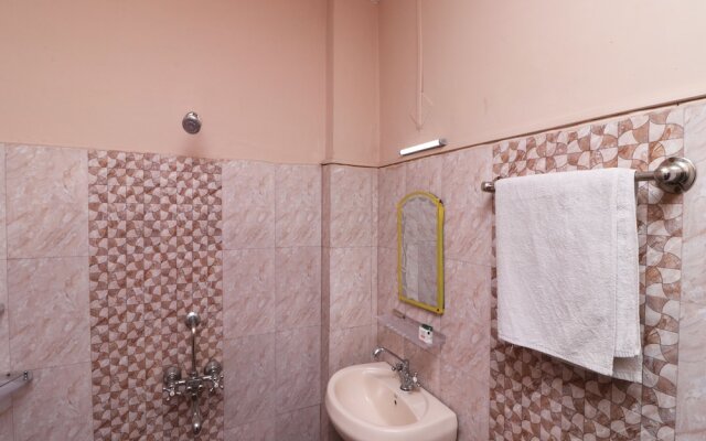OYO 35806 Hotel Himgiri