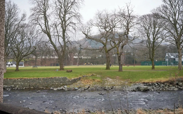 Riverside Park 2