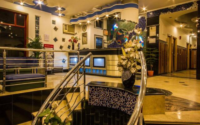 The Sun Court Hotel Yatri