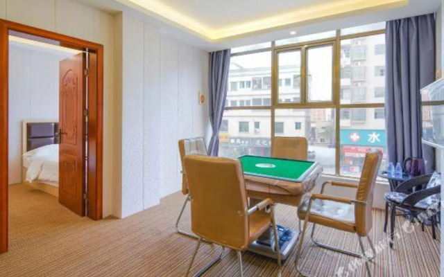 City Convenient Hotel