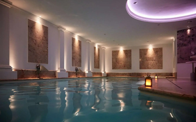 Paris j'Adore Hotel & Spa