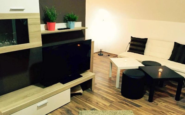 Apartments & Rooms  Sanja