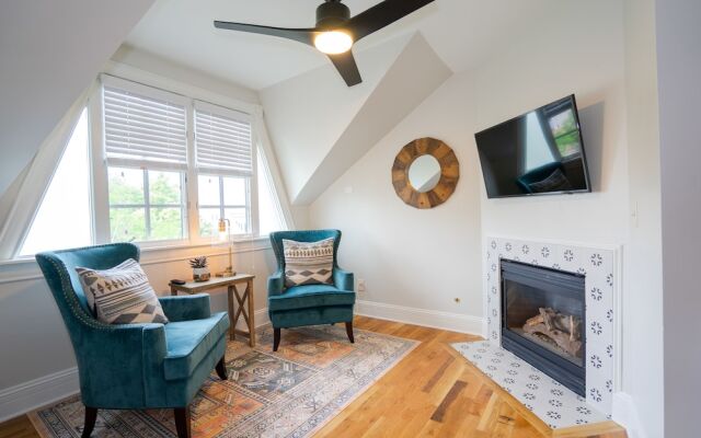 The Curtis Park Club