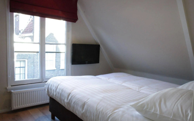 Nine Streets Apartments