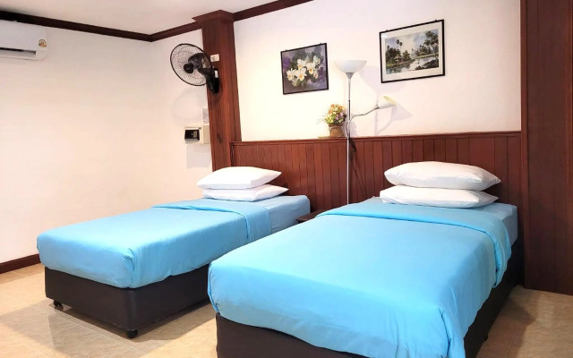 Rabbit Mansion Patong Hotel