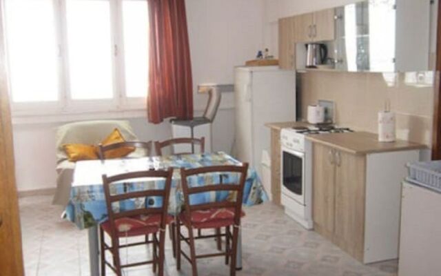 Apartment Graci - 20 m from pebble beach: A1 Gradac, Riviera Makarska