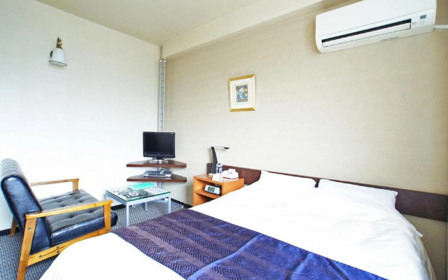 Cerezo Hotel