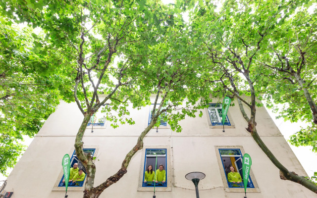 Help Yourself Hostels Parede