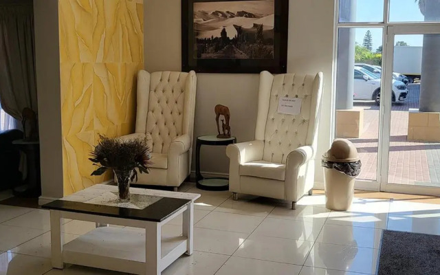 Shalimar Gardens Hotel