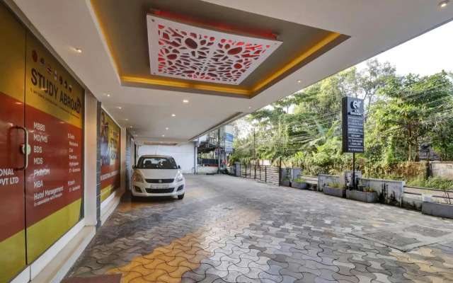 OYO Townhouse 80108 Aec Residency