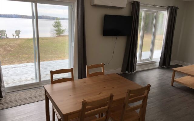 The Shores of Deer Lake