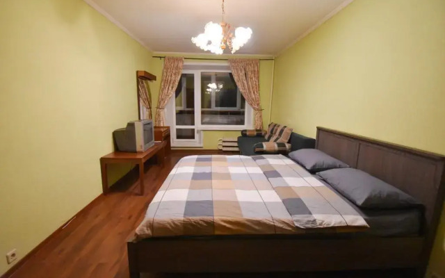 UNO на улице 2 Пугачевская 12к2