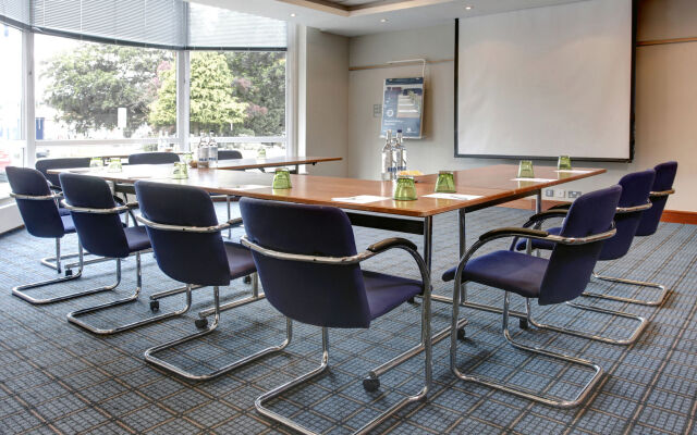 Holiday Inn Basingstoke by IHG