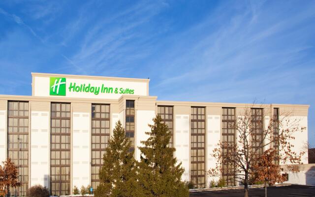 Holiday Inn Hotel & Suites Cincinnati - Eastgate by IHG