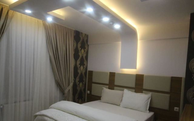 Zara Turan Apart Otel