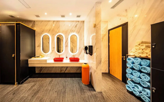 YOHO Treasure Island Hotel