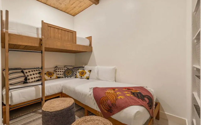 Luxe Villa Tulum in Indio