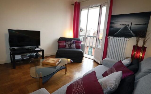 1 bedroom with elevator in downtown Annecy