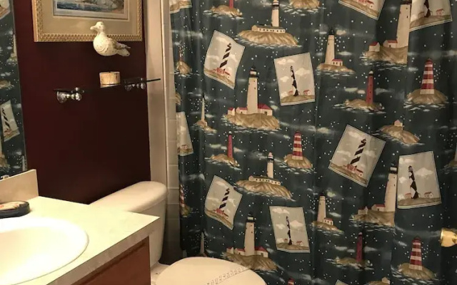 3 Bedroom Pool Home