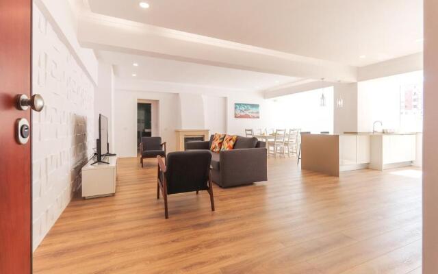 Vita Portucale ! Costa da Caparica Sunny Design Apartment