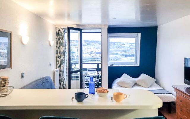 Les Marinas 16503