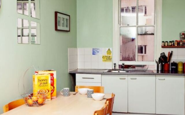 Homestay Bristol - Hostel