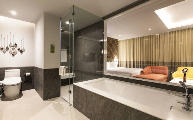 Mercure Bangkok Sukhumvit 24