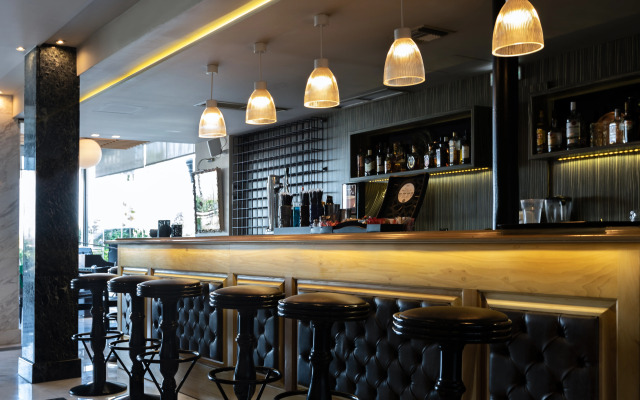 Coral Hotel Athens