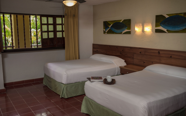 Suites Colonial