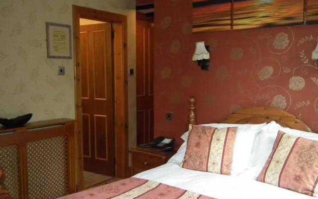 Ardlui Hotel