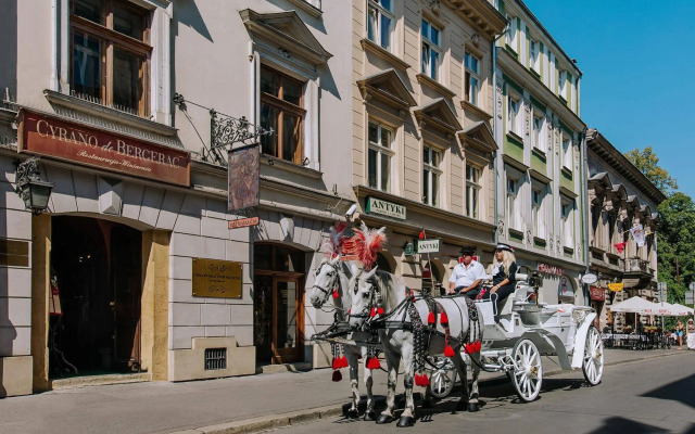Orlowska Townhouse