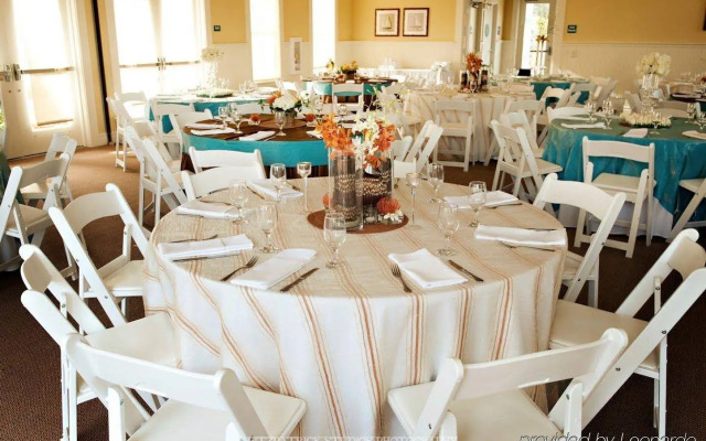 Avila Lighthouse Suites