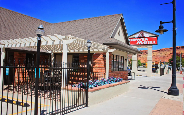 Bowen Motel
