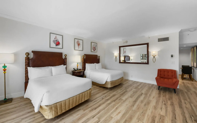 Beachcomber Resort & Club