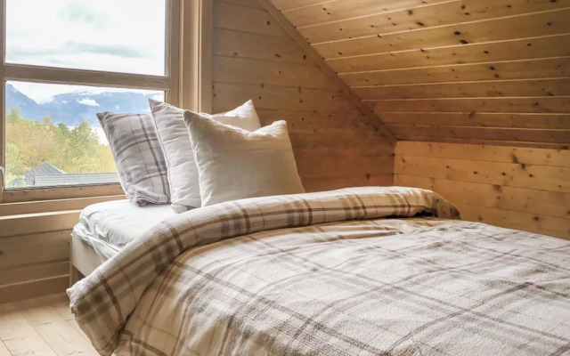 Nice Home in Norheimsund With 4 Bedrooms and Wifi