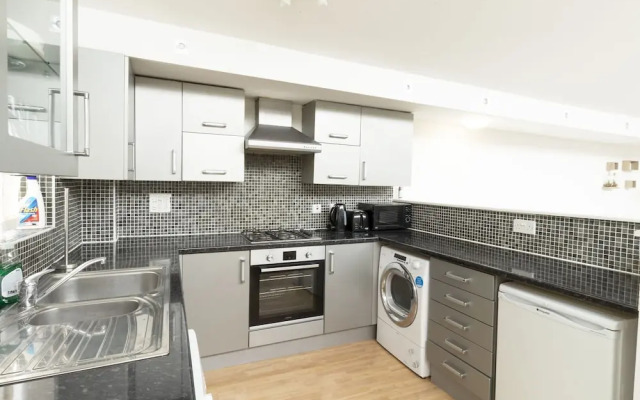 Luxury Holiday Home In Manchester Near The Quays