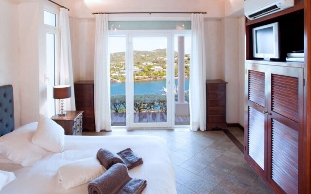 Villa Arrowmarine
