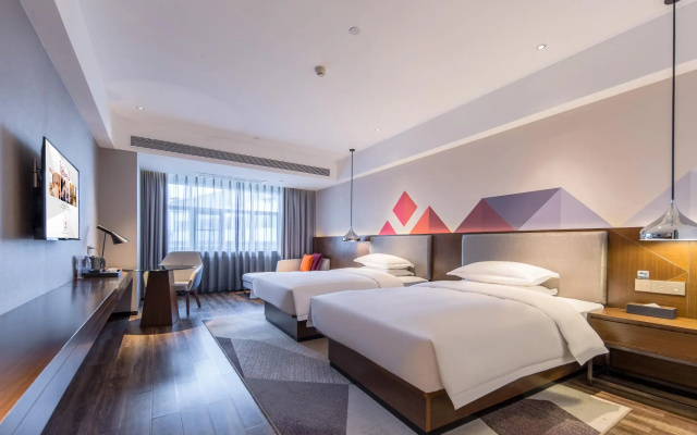 Borrman Hotel Qianjiang Lobster City