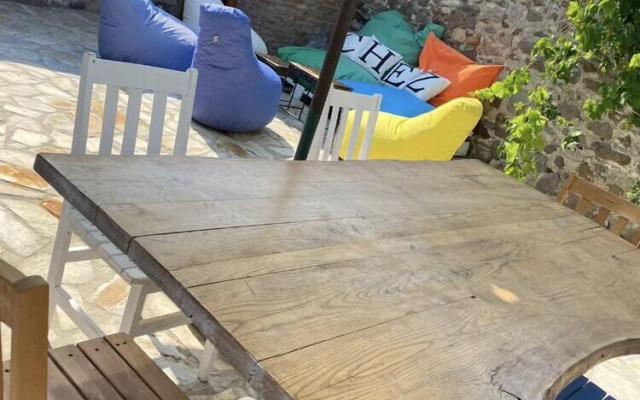 Chez Melo Taş Konak Otel