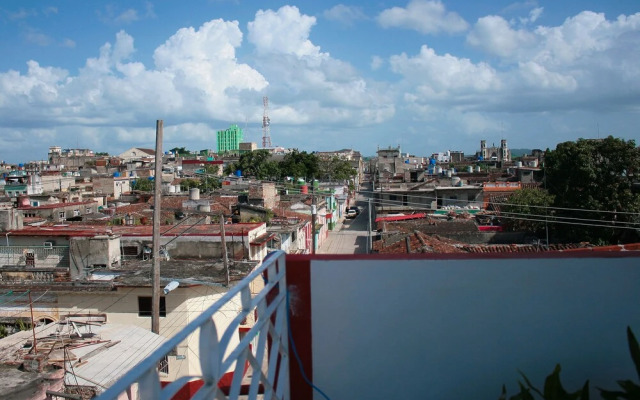 Central Room Terrace-Balcony
