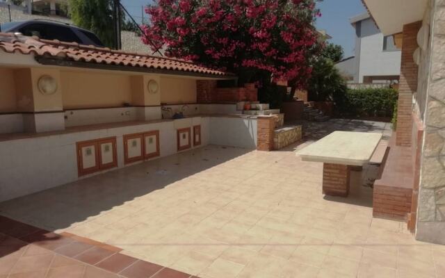 Attractive Villa in Piano Inferno Marina near Trappeto Sea