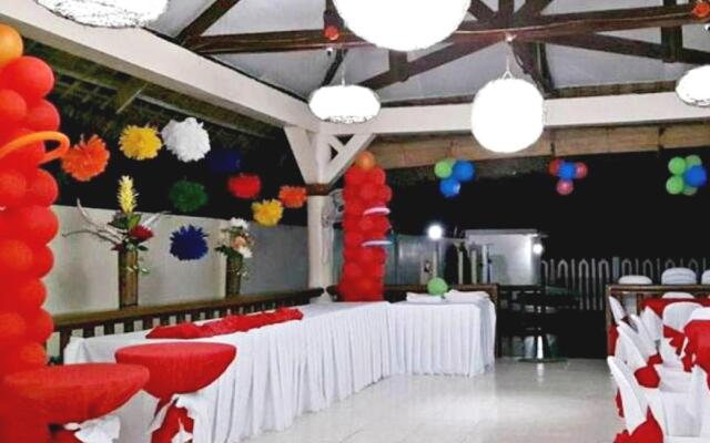 AGM Beachfront Resort & Resto