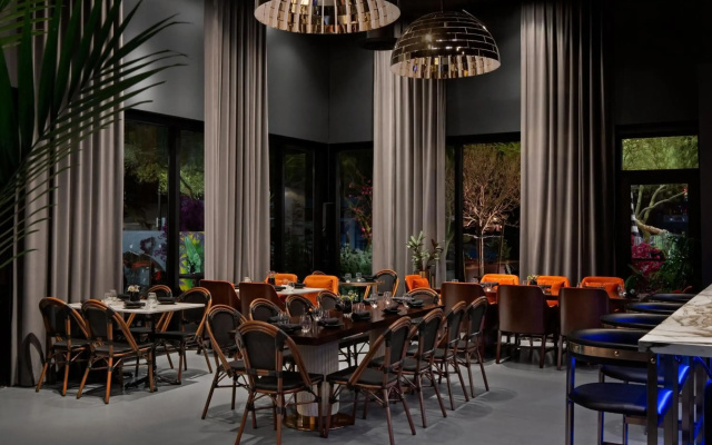 The ENGLISH , Las Vegas, a Tribute Portfolio , 21 and over