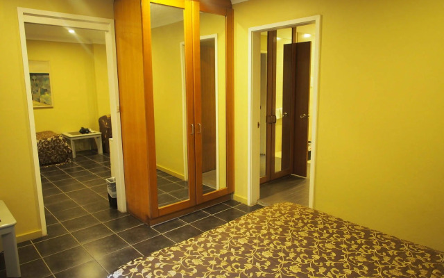 Killara Hotel & Suites