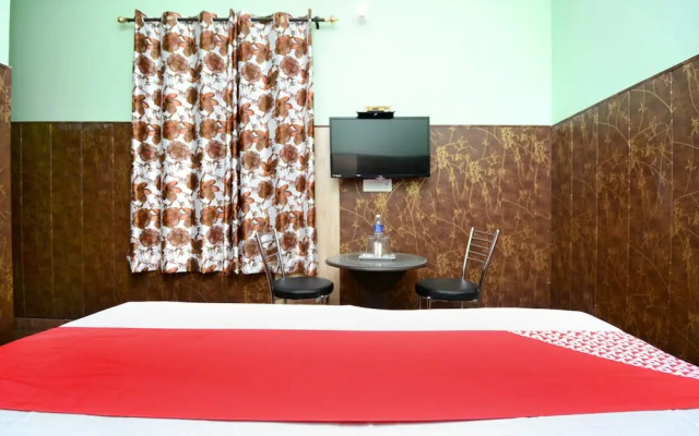 OYO 28097 Hotel Park View