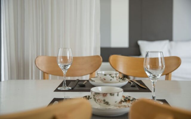 Rose Sea Hotel & Apartment