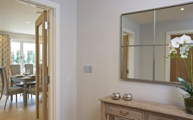 3 The Drive, Hillfield Village