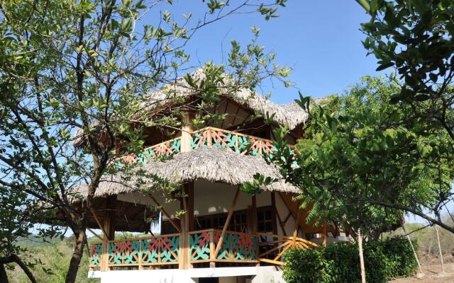 Azuluna Eco-Lodge